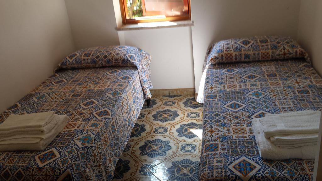 מונדרגונה Casa Vacanza Villa Rita מראה חיצוני תמונה